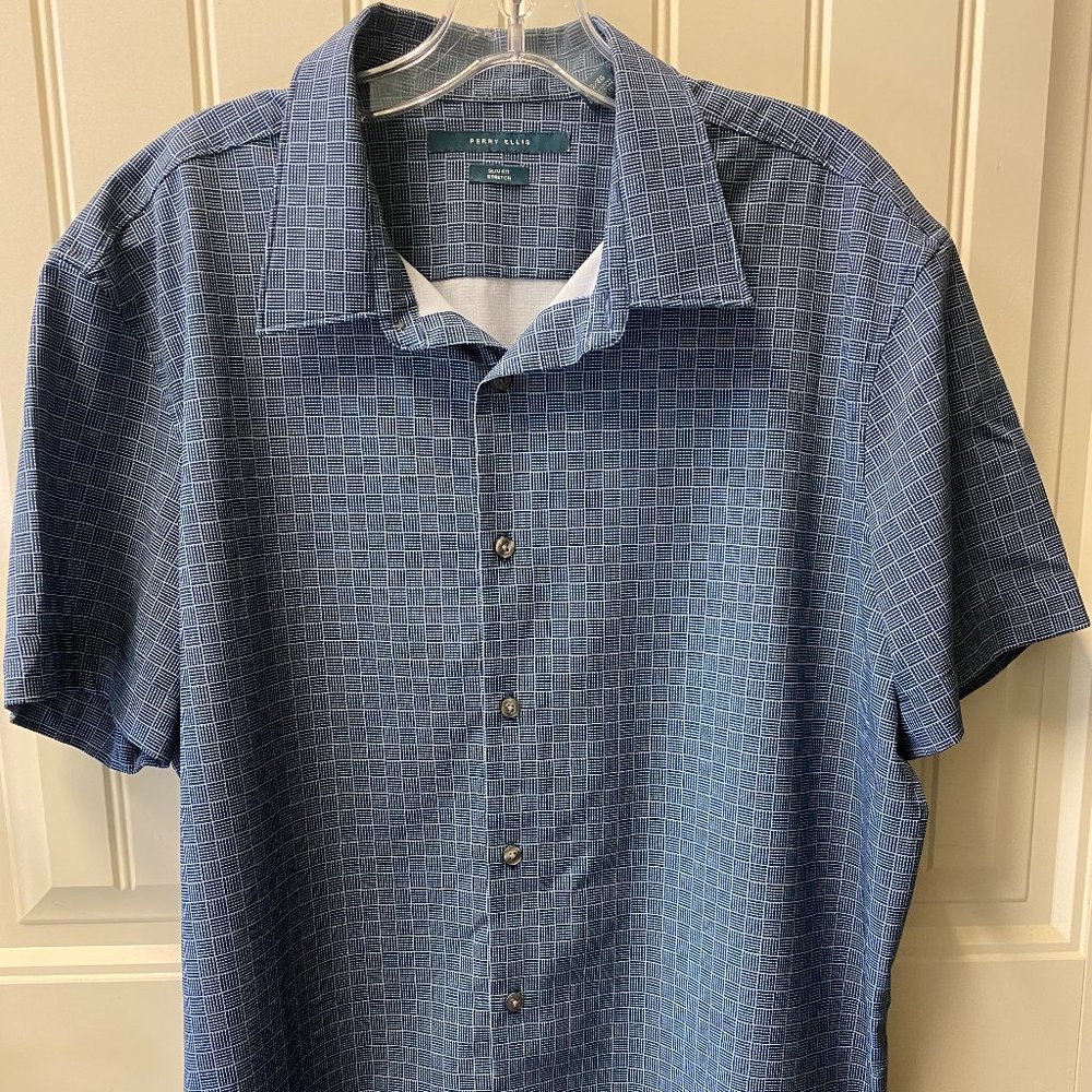 Perry Ellis Navy Button-Down Casual Dress Shirt